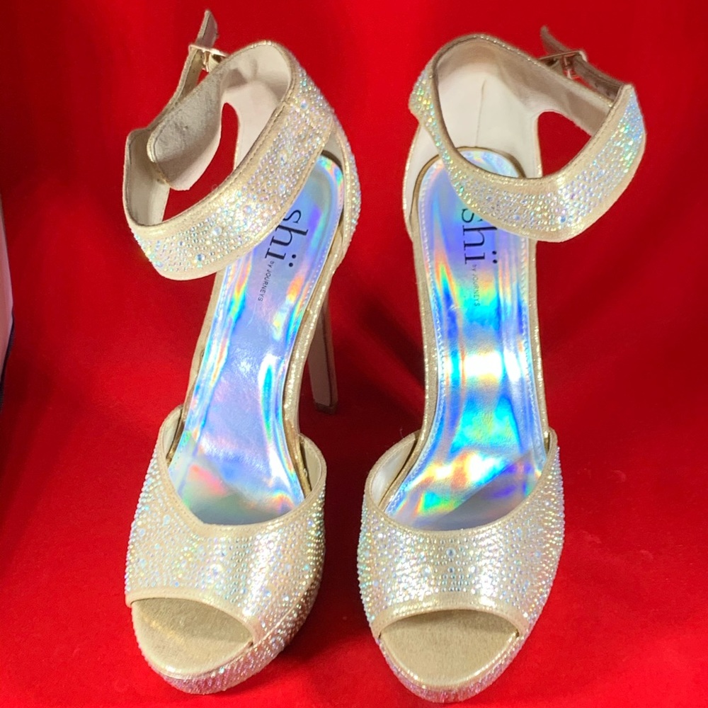 I think these are some cool heels... as a guy 😁
